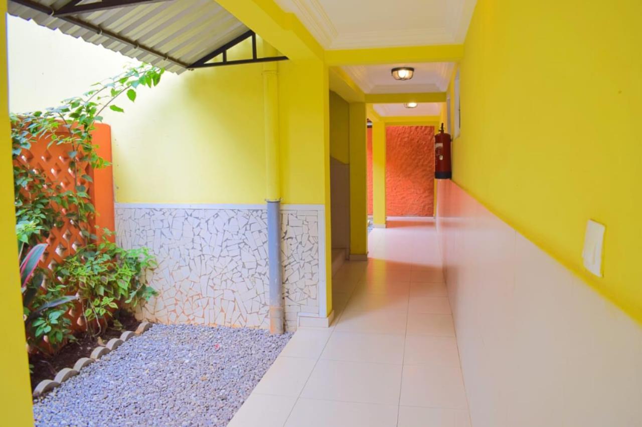 Riad Prince Louis Yaounde Luaran gambar